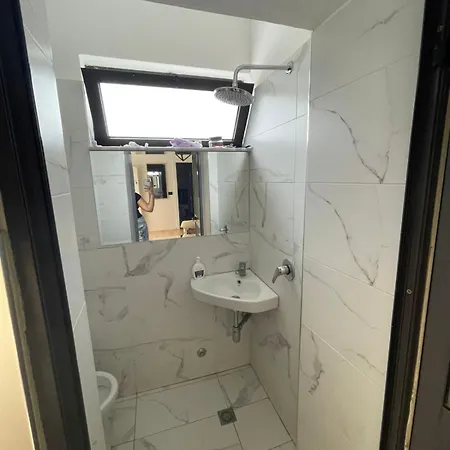Apartment House For Daily *